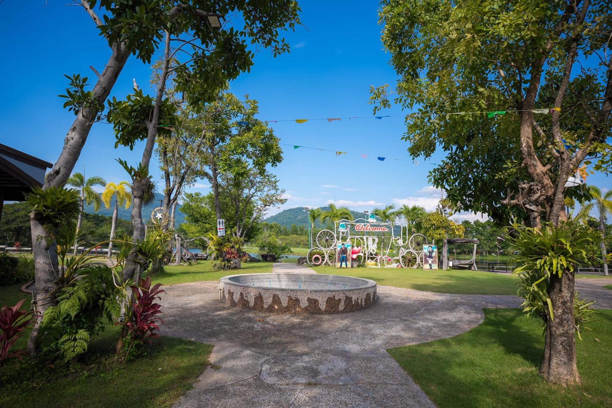 Tamnanpar Resort Ban Phe Eksteriør billede
